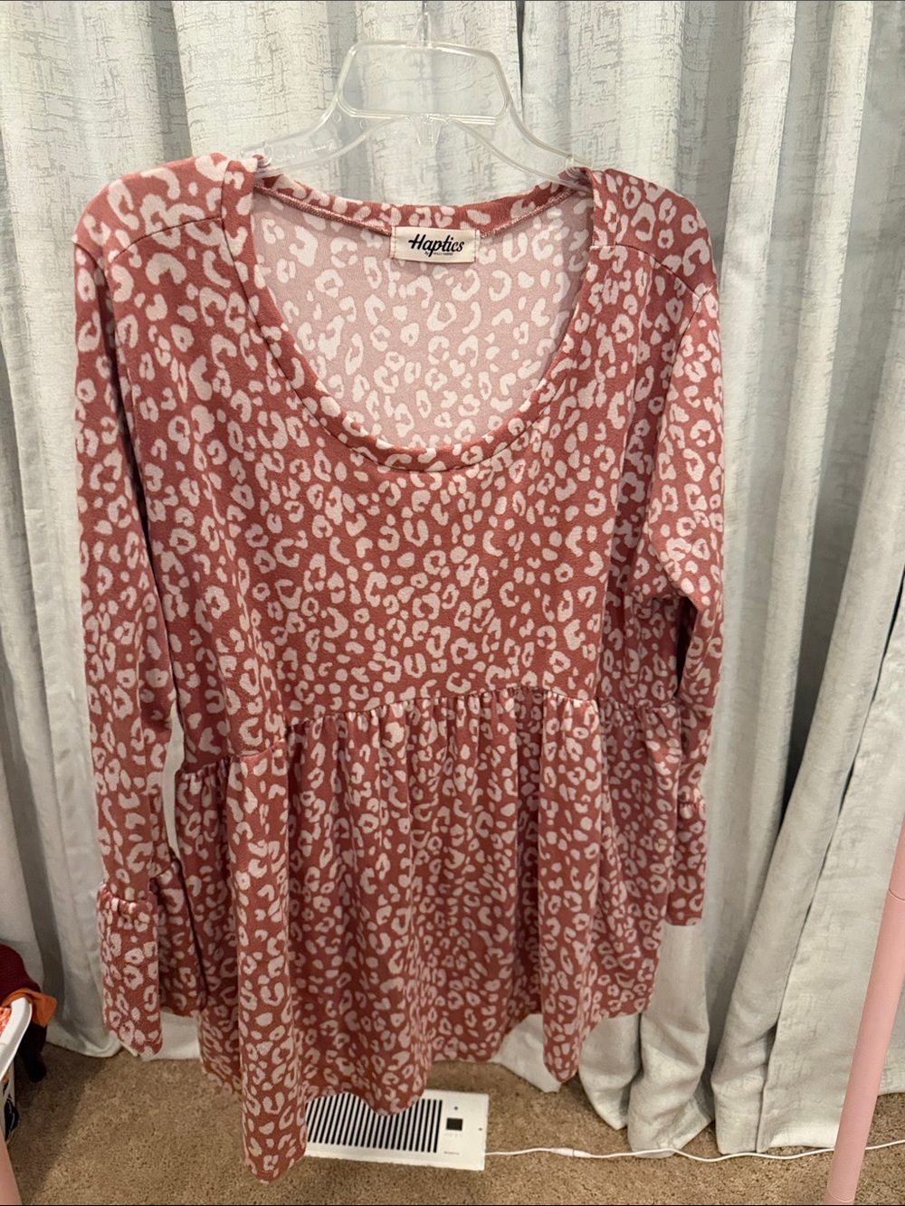 Women's Rose Pink Leopard Print Long Sleeve Top